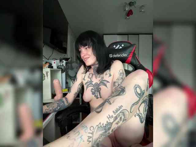 ArinaTheKink webcam
