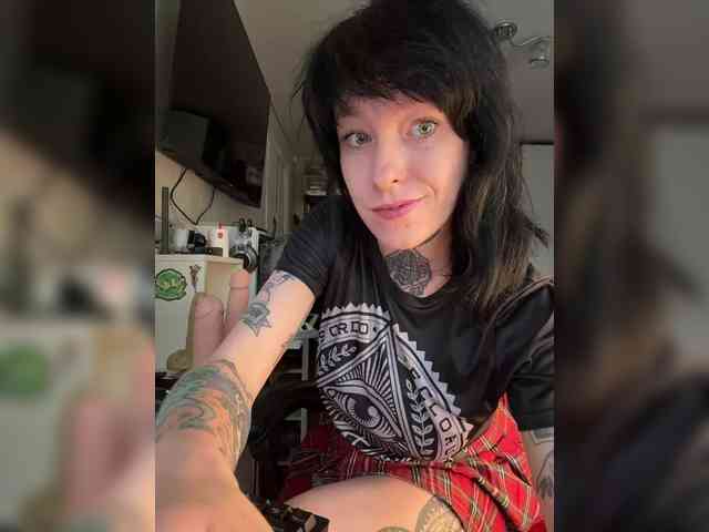 ArinaTheKink webcam