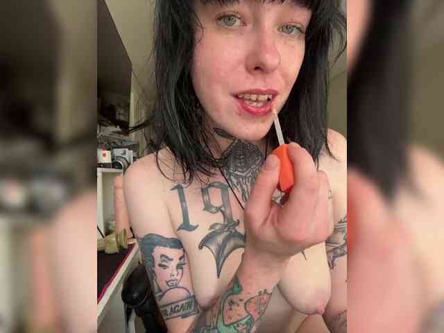 ArinaTheKink webcam