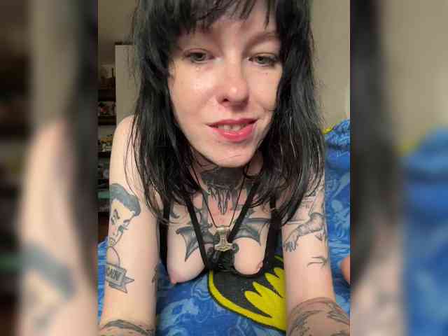 ArinaTheKink webcam