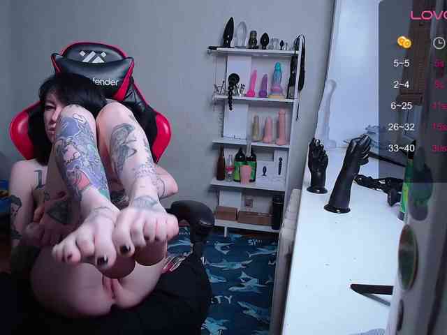 ArinaTheKink webcam