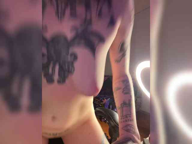 ArinaTheKink webcam