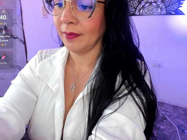 isabella-diprinzio from BongaCams is Freechat