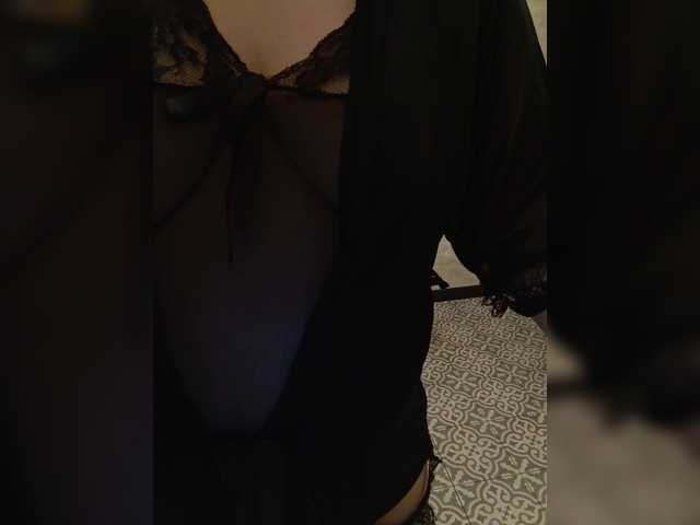 swwoman1's BongaCams show and profile