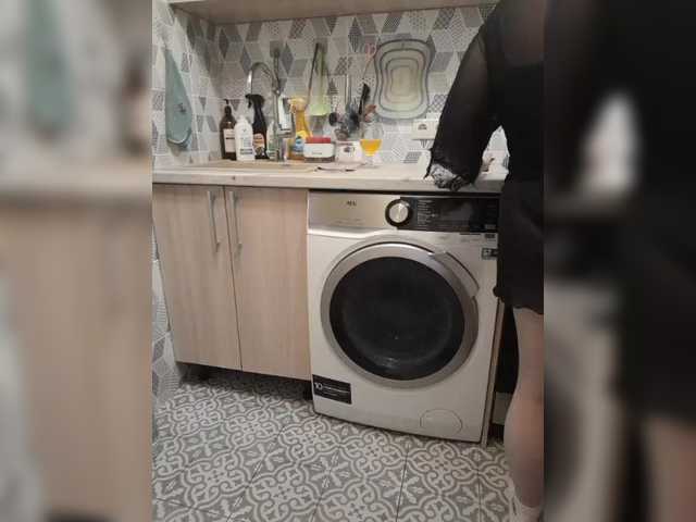 swwoman1's BongaCams show and profile