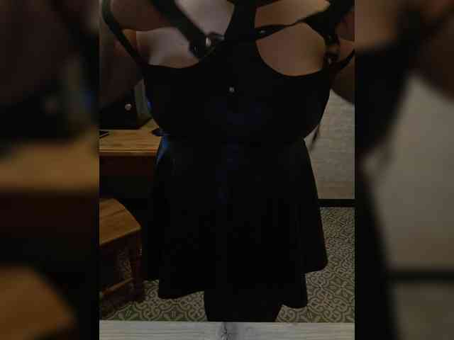 swwoman1 webcam
