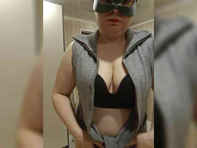 swwoman1 webcam