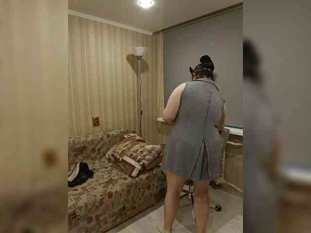 swwoman1 webcam