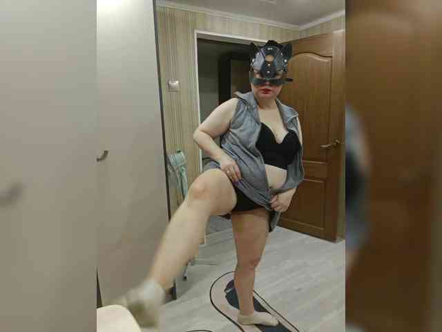 swwoman1 webcam