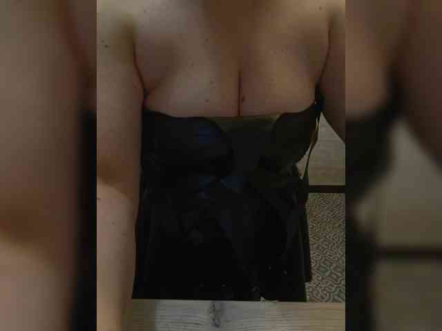 swwoman1 webcam