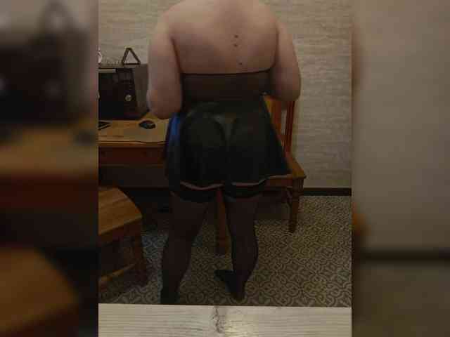 swwoman1 webcam