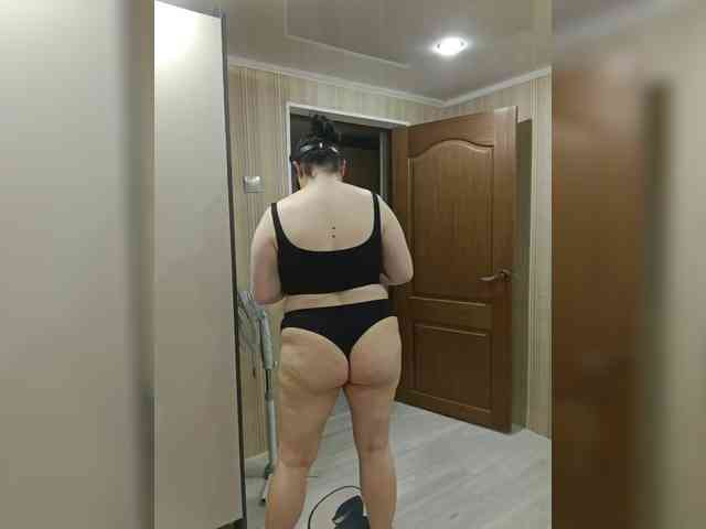 swwoman1 webcam