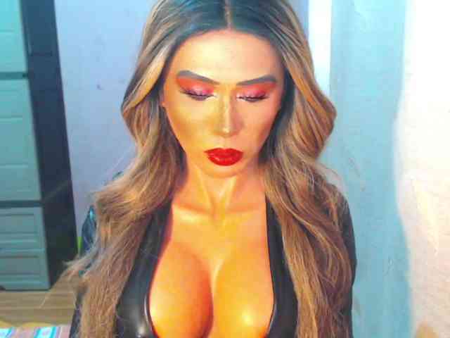 Lustscarlettex Live Webcam on BongaCams