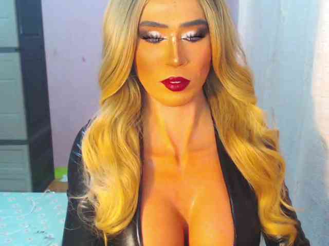 Lustscarlettex Live Webcam on BongaCams