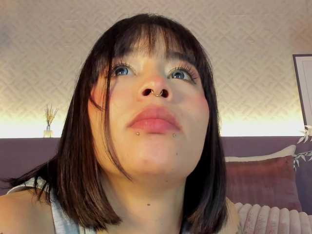 JuanaReed from BongaCams