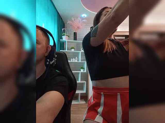 Niki233221 webcam