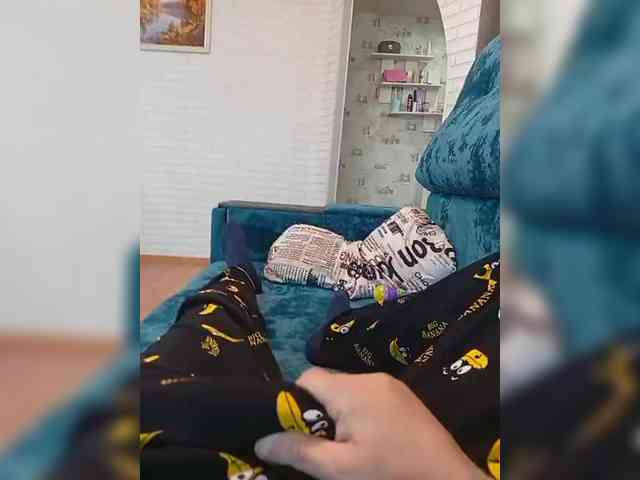 Niki233221 webcam