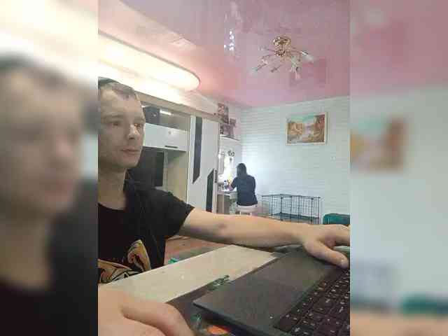 Niki233221 webcam