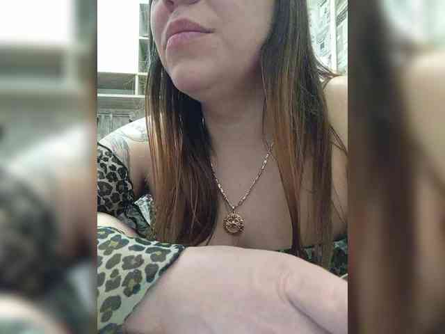 Niki233221 Niki233221