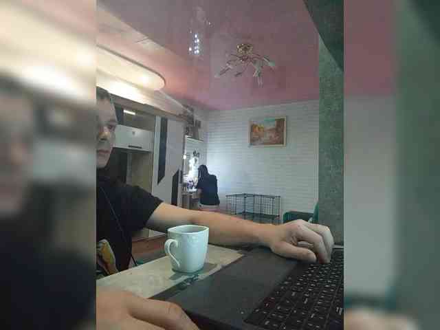 Niki233221 webcam