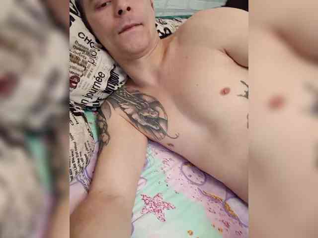 Niki233221 Niki233221