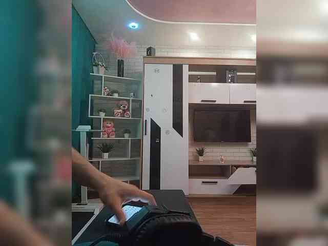 Niki233221 webcam