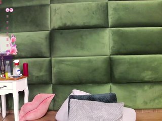 SelenSummer Porn Show