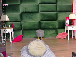 SelenSummer Porn Show