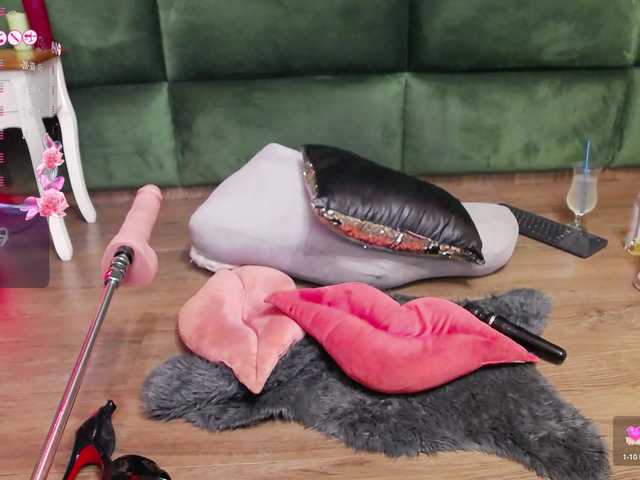 SelenSummer from BongaCams