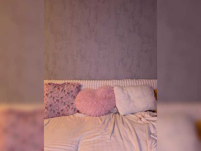 SweetKarinaa's BongaCams show and profile