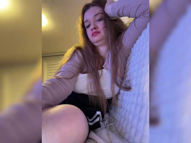 SweetKarinaa's BongaCams show and profile