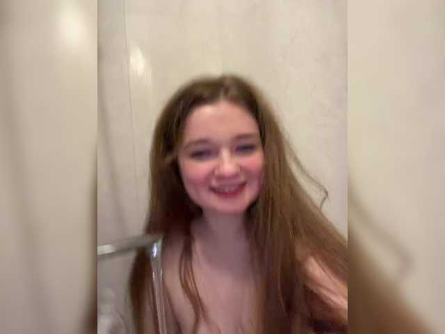 SweetKarinaa's BongaCams show and profile