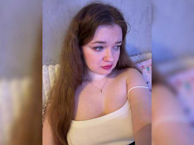 SweetKarinaa's BongaCams show and profile