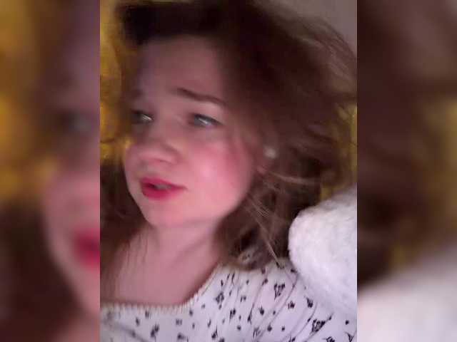 SweetKarinaa's BongaCams show and profile