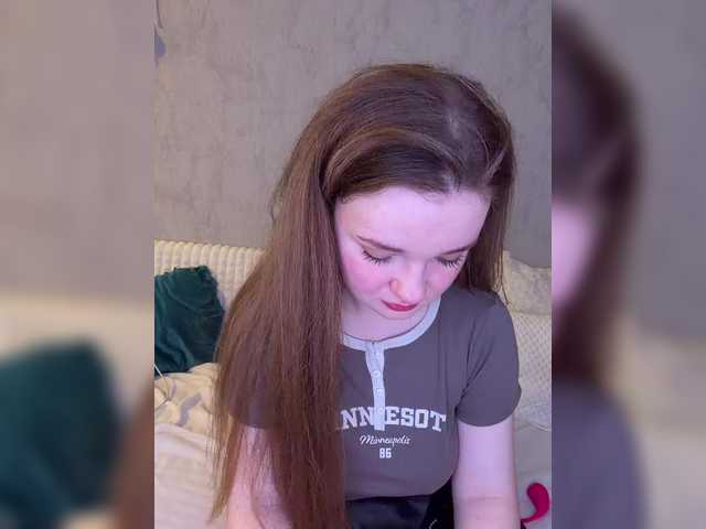 SweetKarinaa's BongaCams show and profile