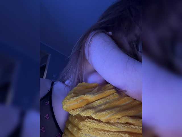 SweetKarinaa's BongaCams show and profile