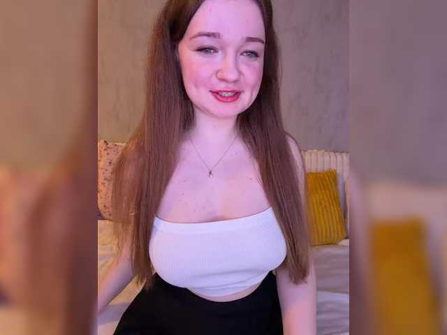 SweetKarinaa's BongaCams show and profile