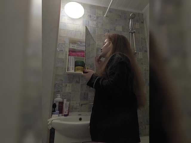 SweetKarinaa from BongaCams