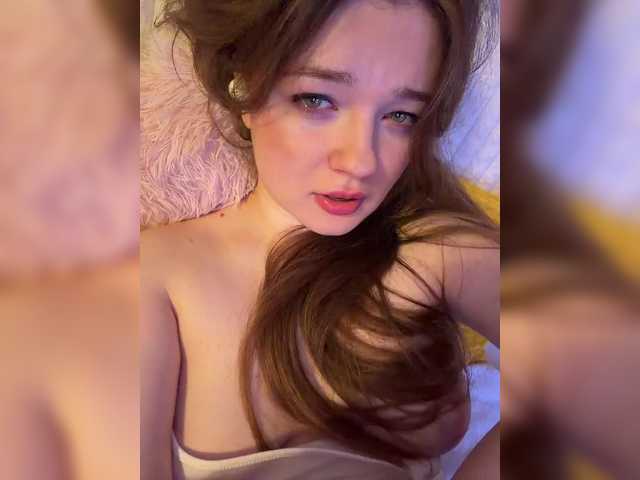 SweetKarinaa's BongaCams show and profile