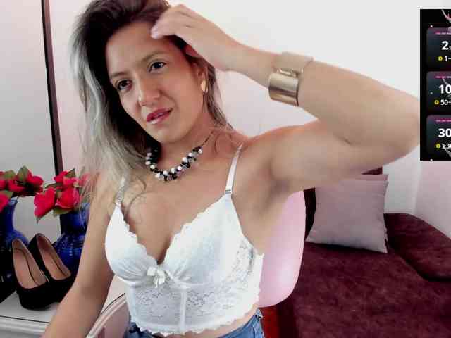 ValeriaHunter webcam