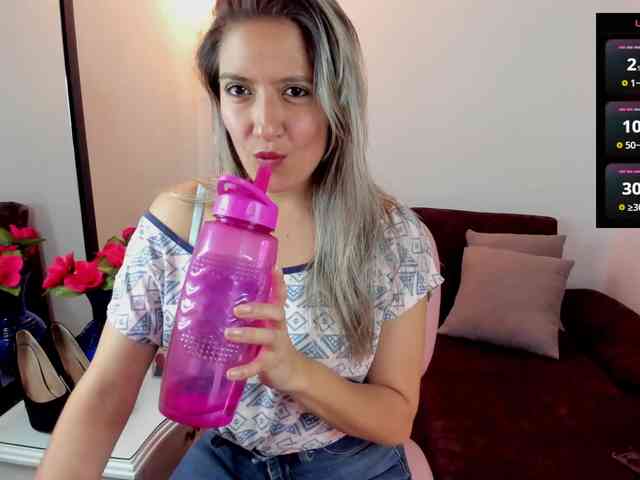 ValeriaHunter webcam