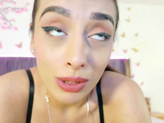 Lilithcapri7's BongaCams show and profile