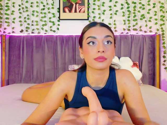 Lilithcapri7's BongaCams show and profile