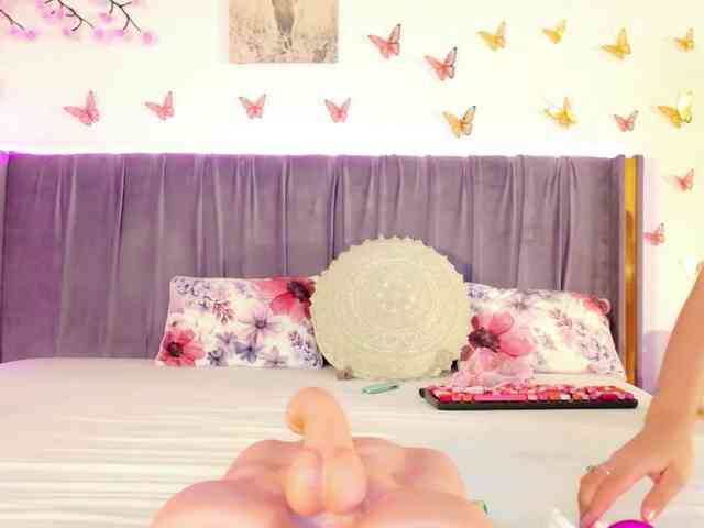 Lilithcapri7 Live Webcam on BongaCams