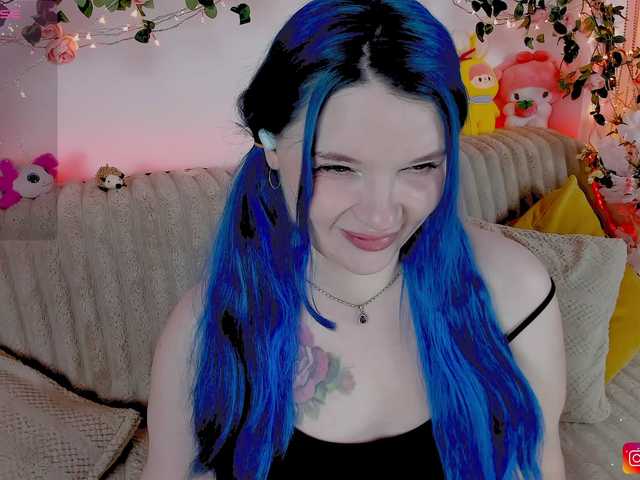 MiuAmano's BongaCams show and profile