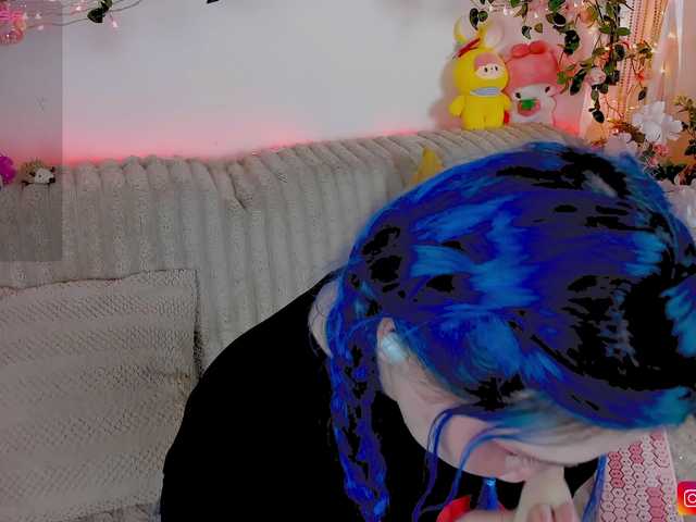 MiuAmano's BongaCams show and profile