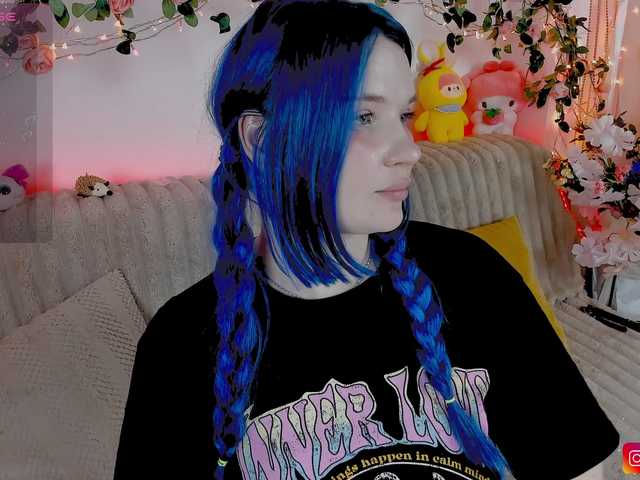 MiuAmano's BongaCams show and profile