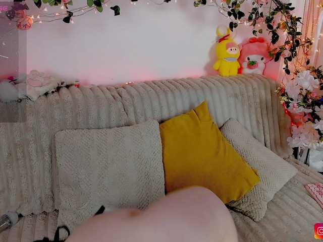 MiuAmano's BongaCams show and profile