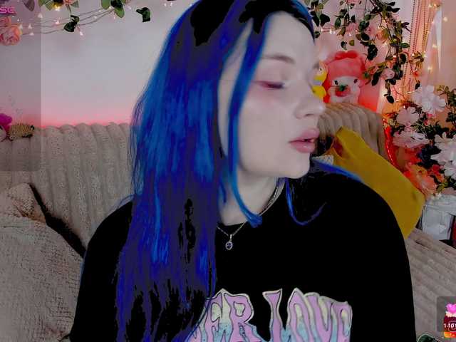 MiuAmano's BongaCams show and profile