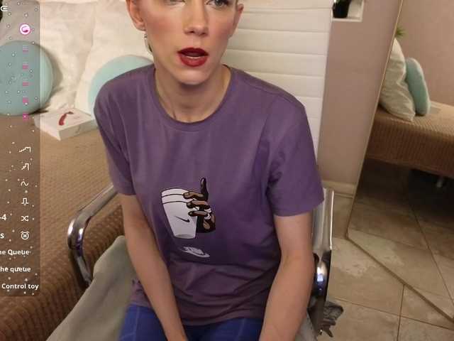 snezhqueen on BongaCams 